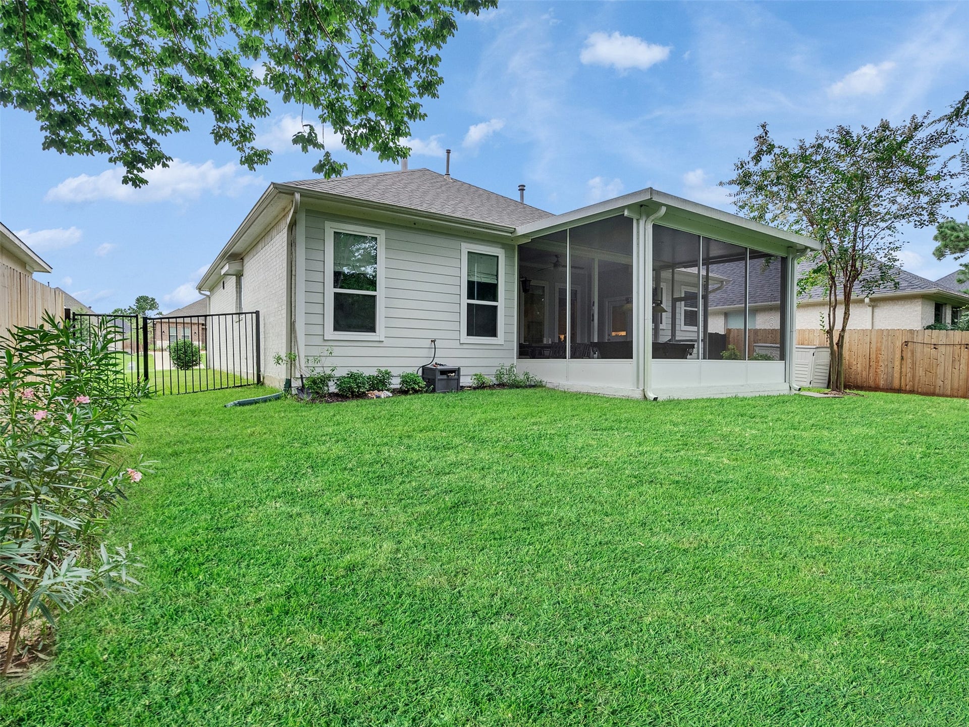 49 Wyndemere Drive, Montgomery, TX 77356 49 Wyndemere Drive, Montgomery, TX 77356