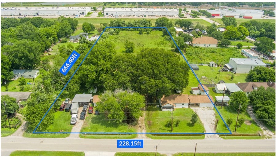 Property photo for 3240 Brownie Campbell Road, Houston, TX