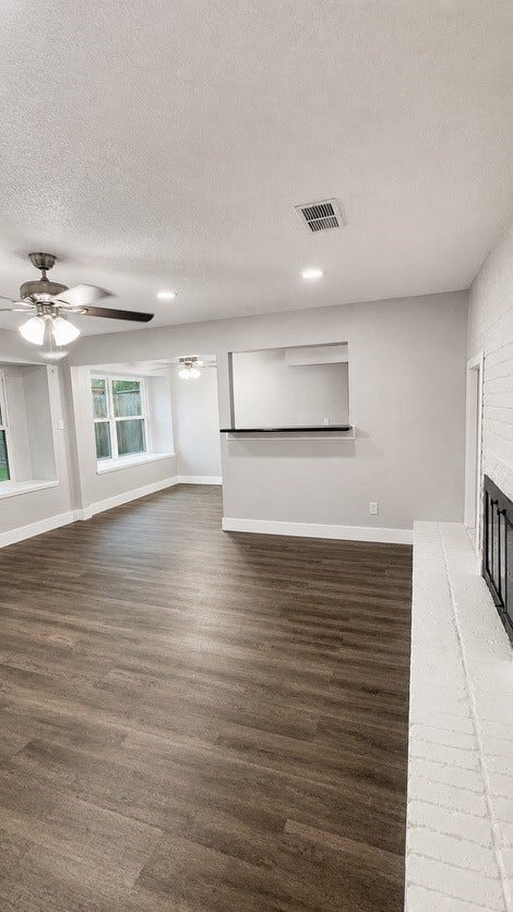 4522 Rosegate Drive, Spring, TX 77373 Living room