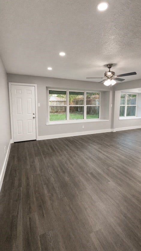 4522 Rosegate Drive, Spring, TX 77373 Living room view from hallway