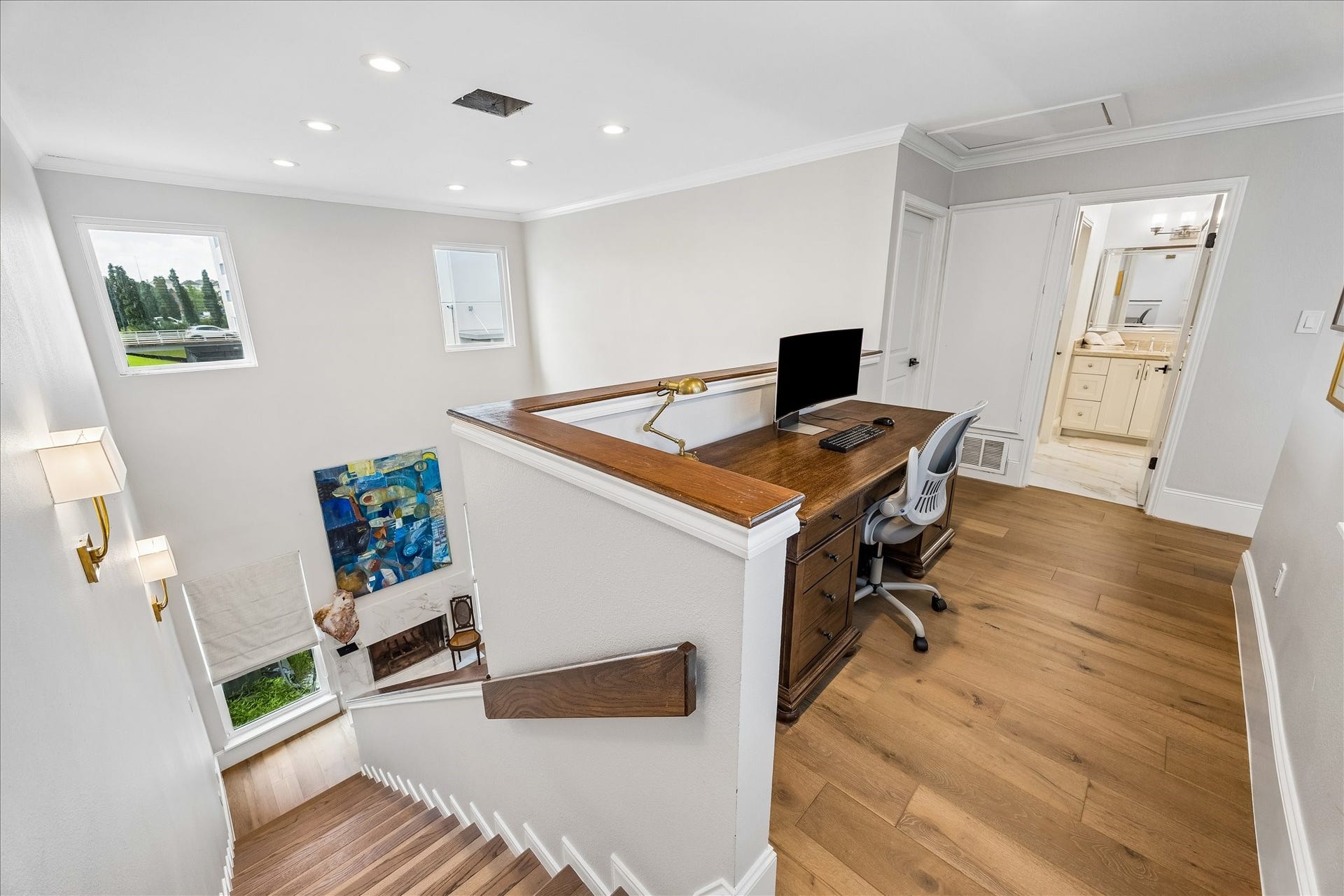 2555 Bering Drive, #11, Houston, TX 77057 Spacious second-floor flex space, currently configured and utilized as an open-concept home office.