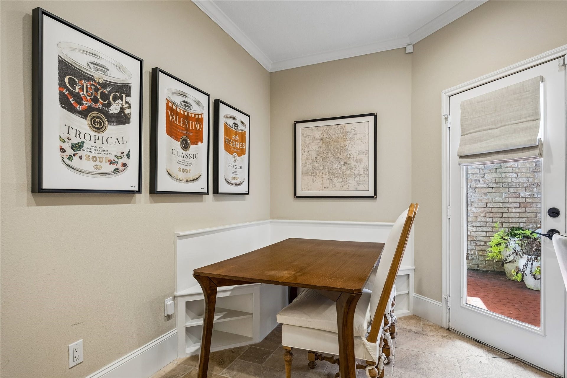 2555 Bering Drive, #11, Houston, TX 77057 Cozy kitchen breakfast nook perfect for casual dining, offering a charming space that enhances the home's functionality and well-designed floor plan.