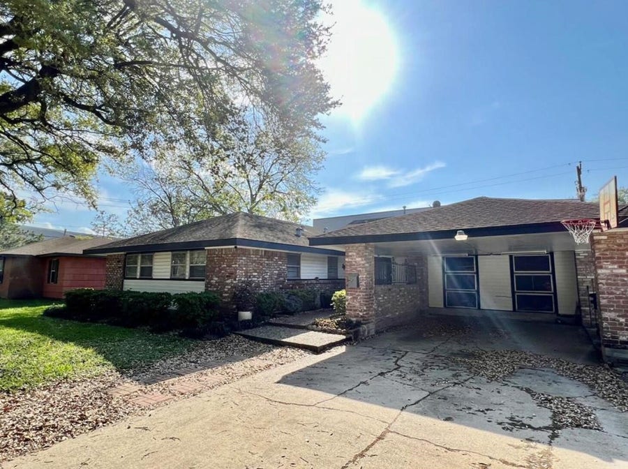 Property photo for 2107 Restridge Drive, #B, Houston, TX