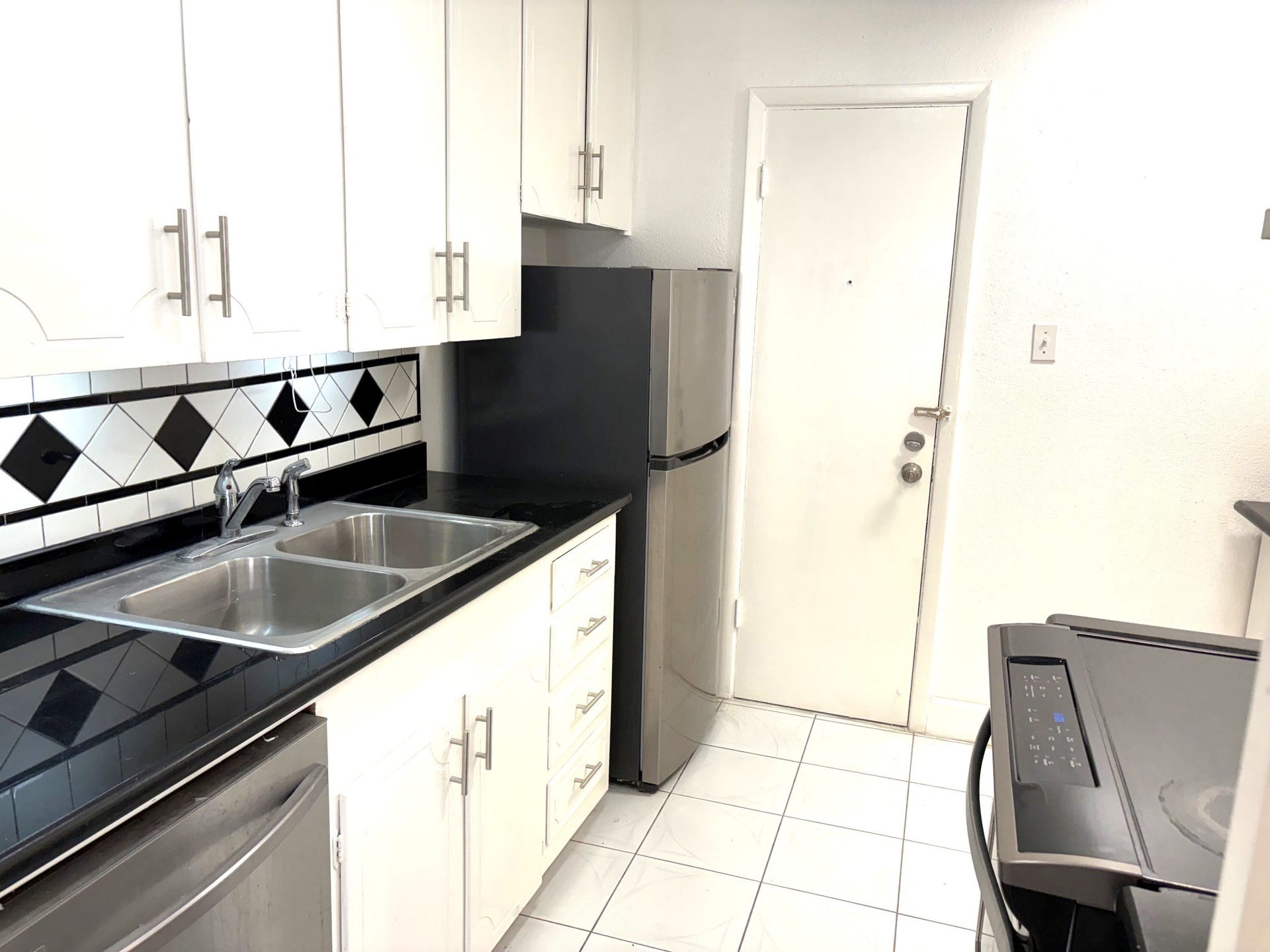 2824 Briarhurst Drive, #7, Houston, TX 77057 2824 Briarhurst Drive, #7, Houston, TX 77057