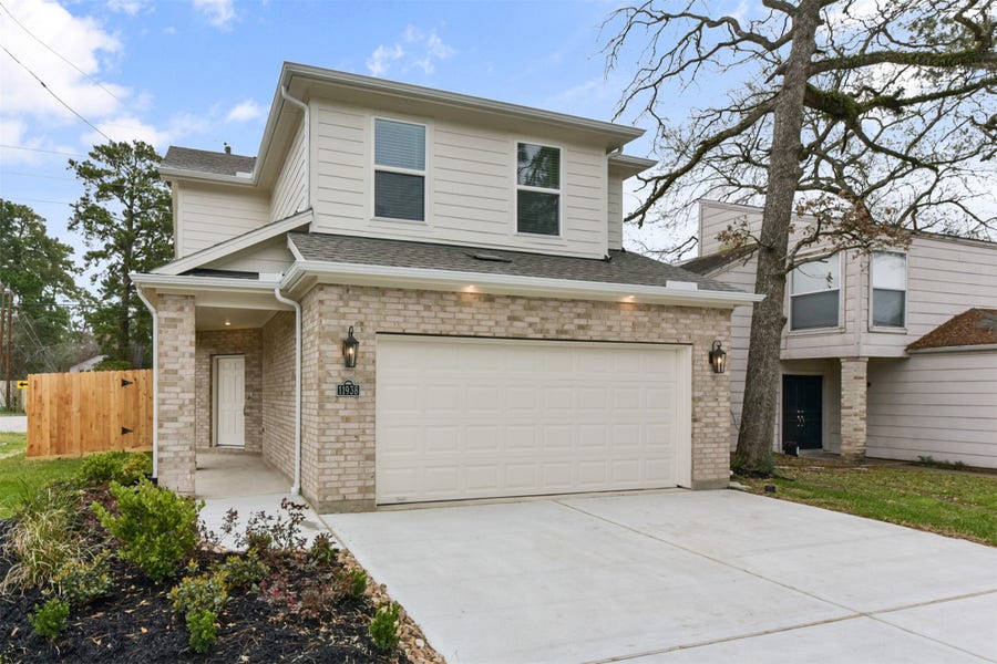 Property photo for 11938 Lakewood West Drive, Cypress, TX