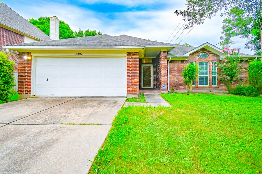 Property photo for 16302 Ash Point Lane, Sugar Land, TX