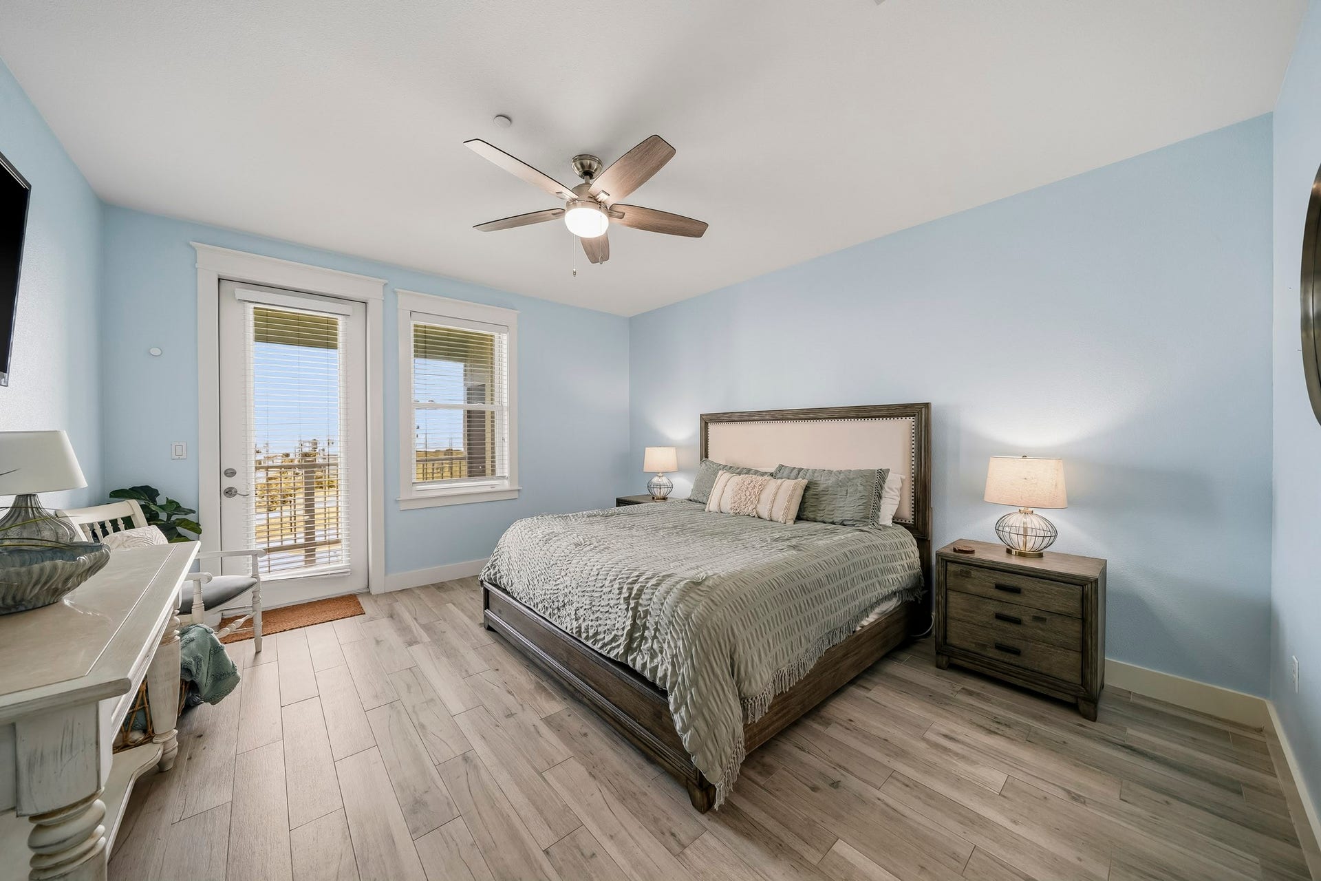 4121 Pointe West Drive, #301, Galveston, TX 77554 4121 Pointe West Drive, #301, Galveston, TX 77554