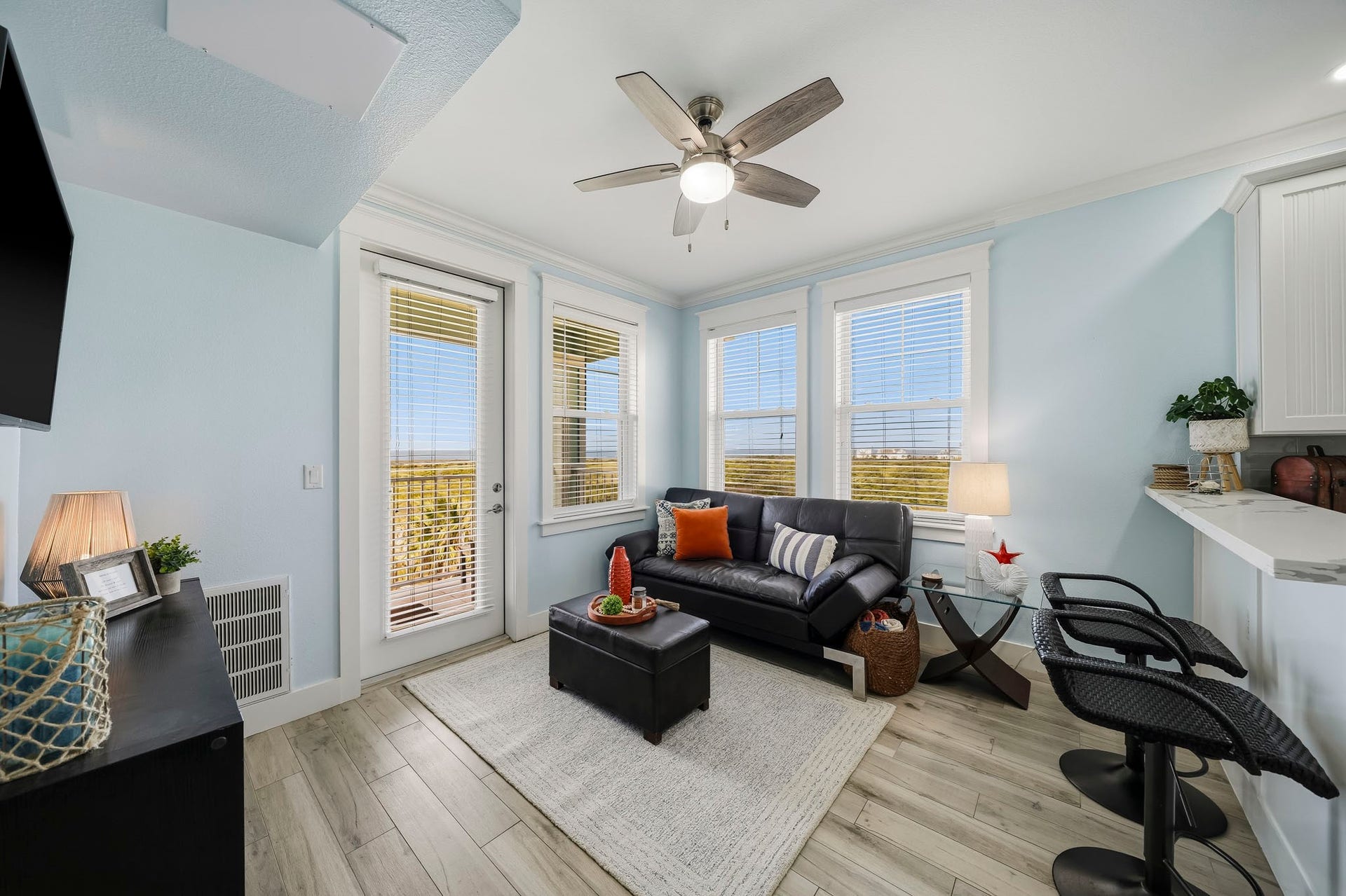 4121 Pointe West Drive, #301, Galveston, TX 77554 4121 Pointe West Drive, #301, Galveston, TX 77554