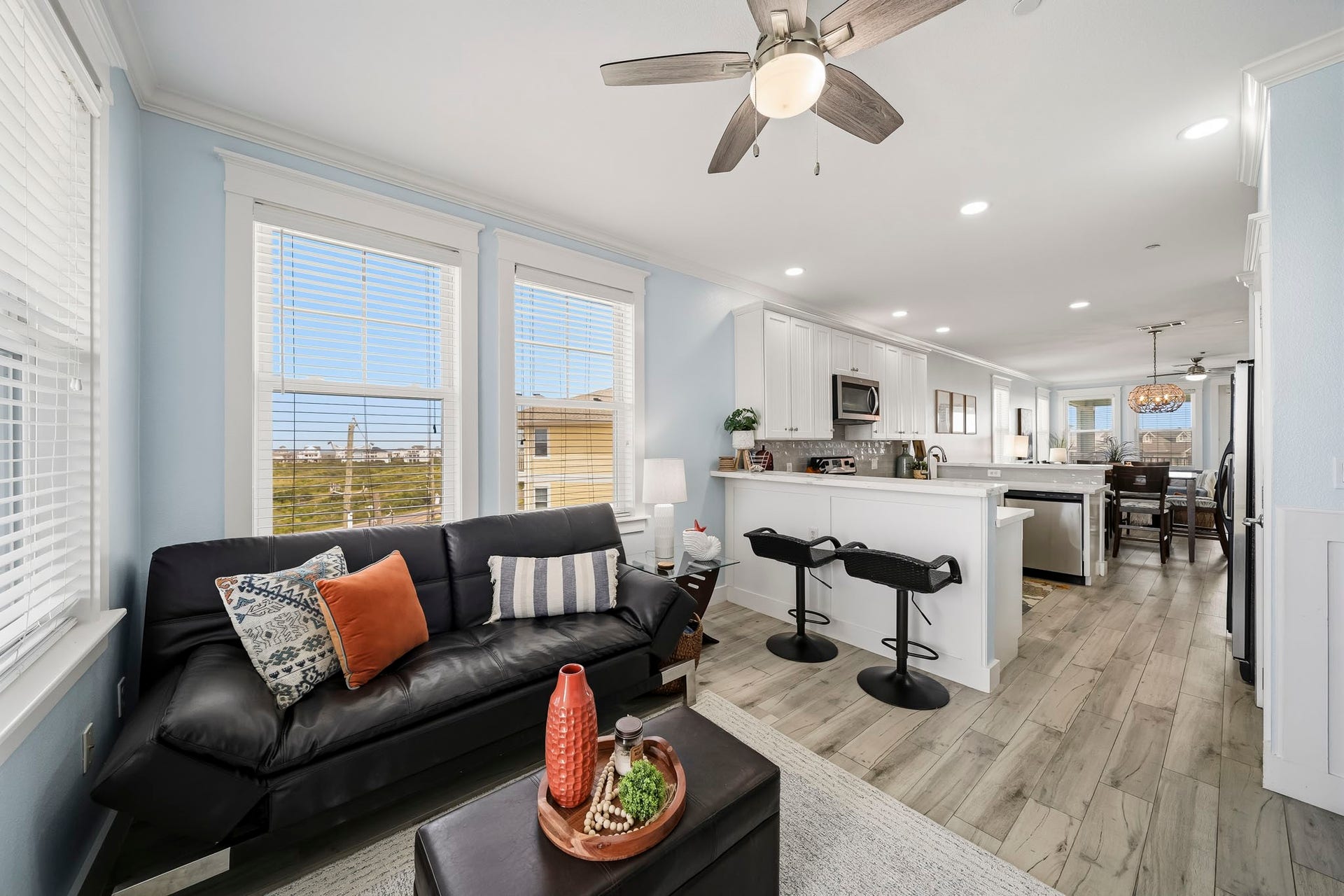 4121 Pointe West Drive, #301, Galveston, TX 77554 4121 Pointe West Drive, #301, Galveston, TX 77554