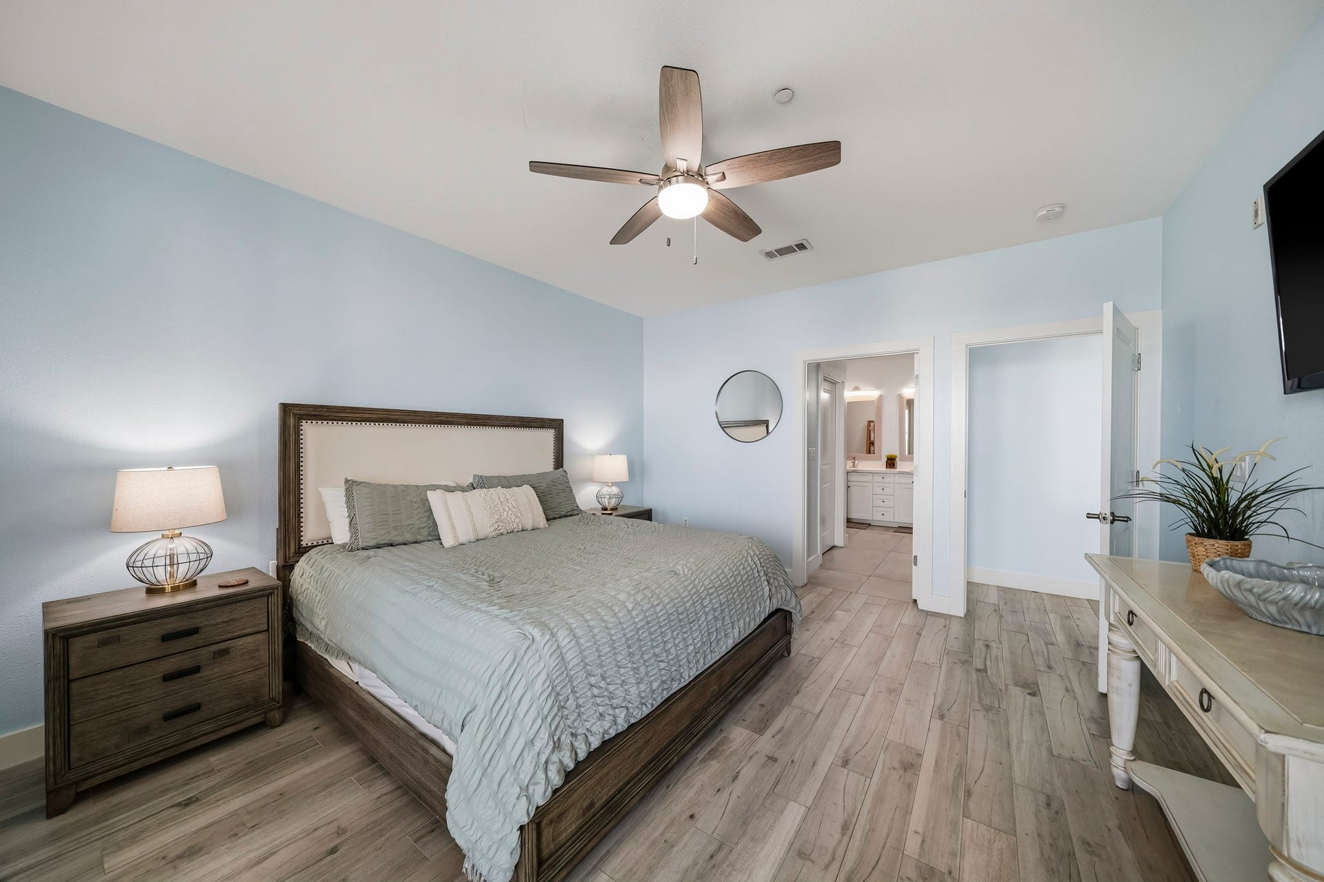 4121 Pointe West Drive, #301, Galveston, TX 77554 4121 Pointe West Drive, #301, Galveston, TX 77554