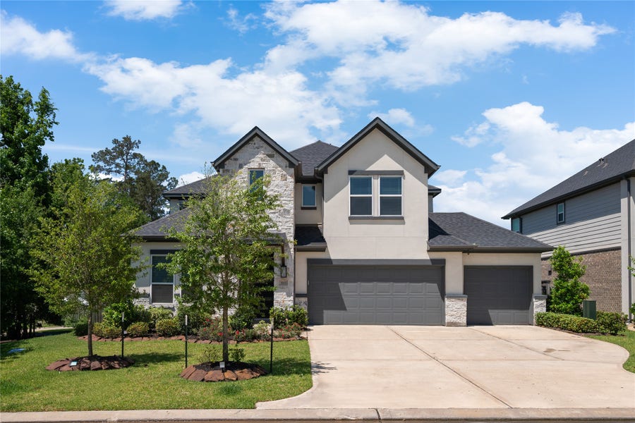 Property photo for 103 E Christine Manor Drive, Montgomery, TX