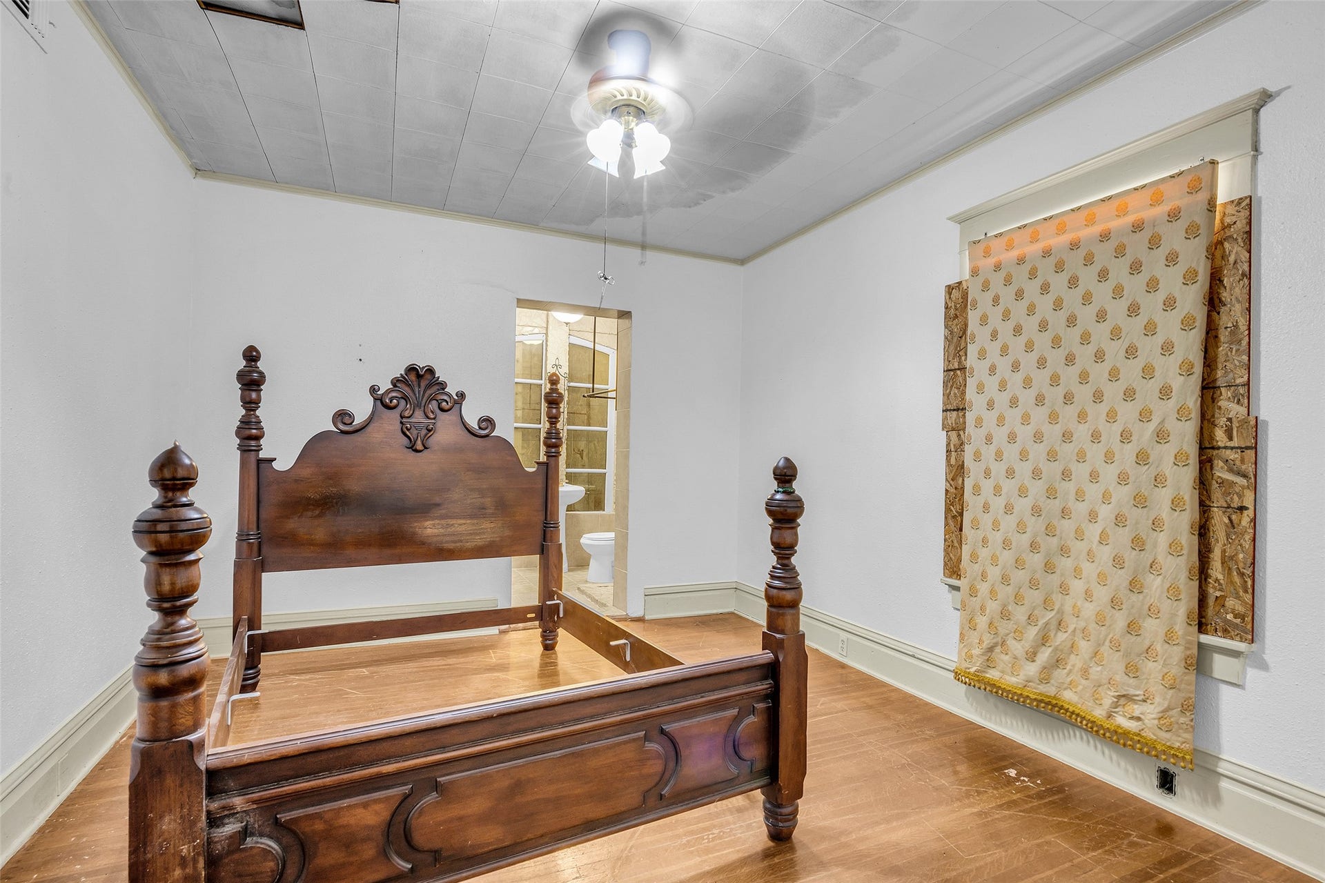901 Kipling Street, Houston, TX 77006