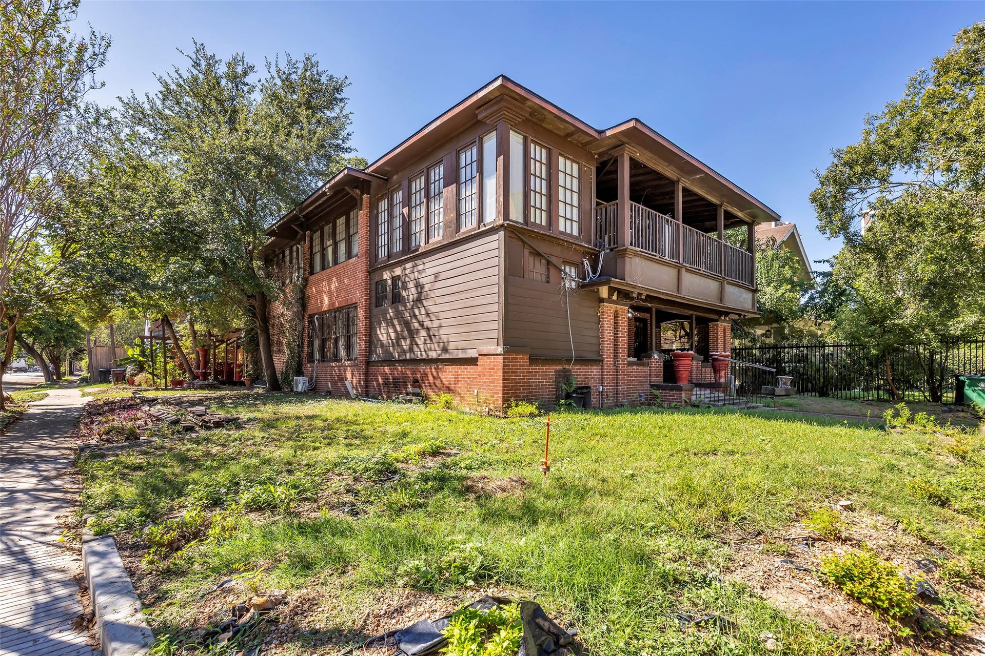 901 Kipling Street, Houston, TX 77006