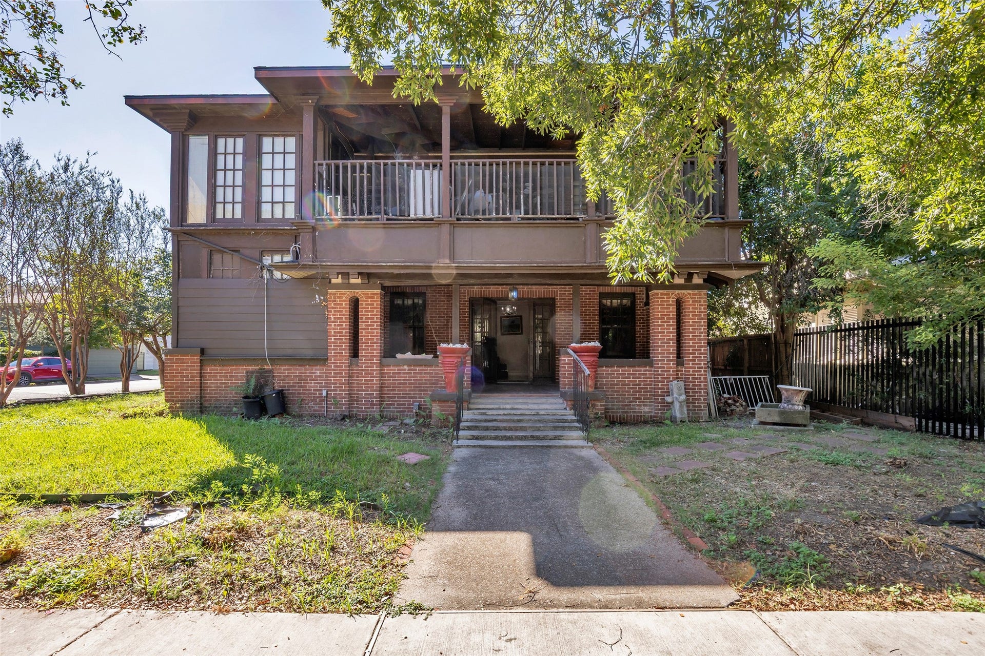 901 Kipling Street, Houston, TX 77006