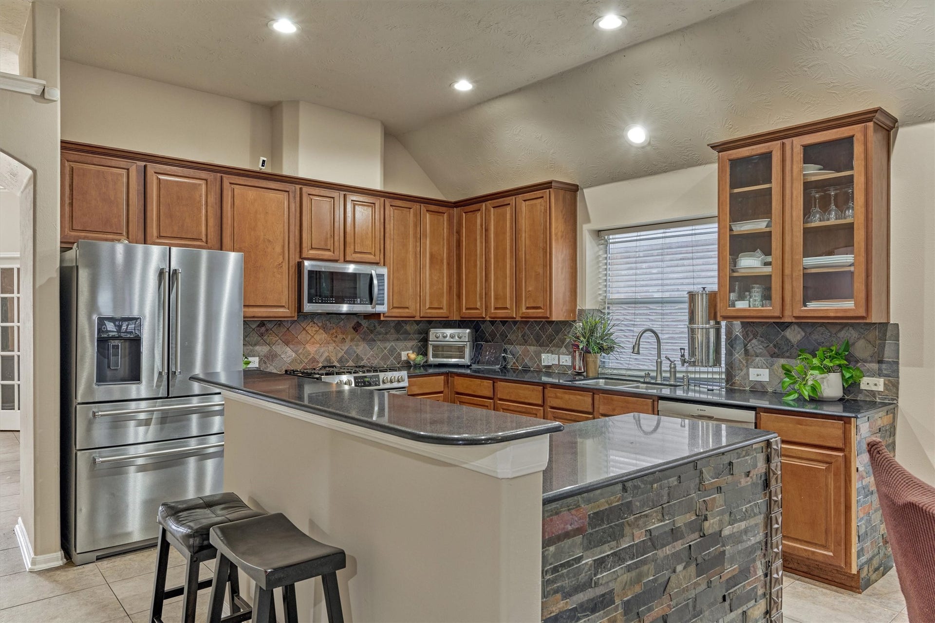 30311 Legacy Pines Drive, Spring, TX 77386 30311 Legacy Pines Drive, Spring, TX 77386