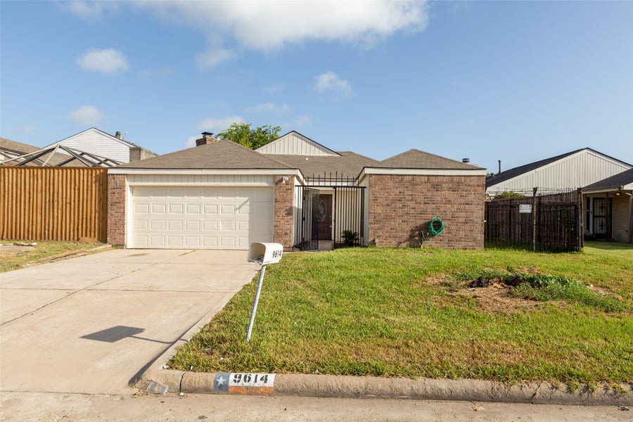 Property photo for 9614 Langdon Lane, Houston, TX