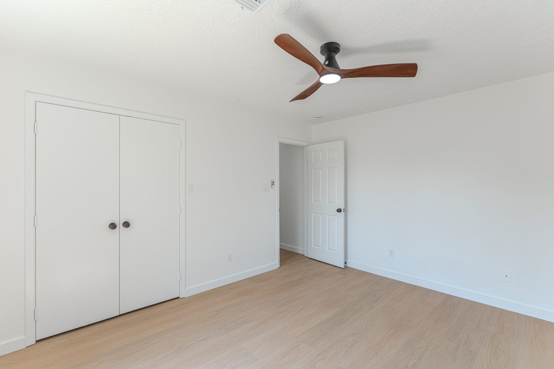 7083 Gentle Breeze Drive, Willis, TX 77318 7083 Gentle Breeze Drive, Willis, TX 77318