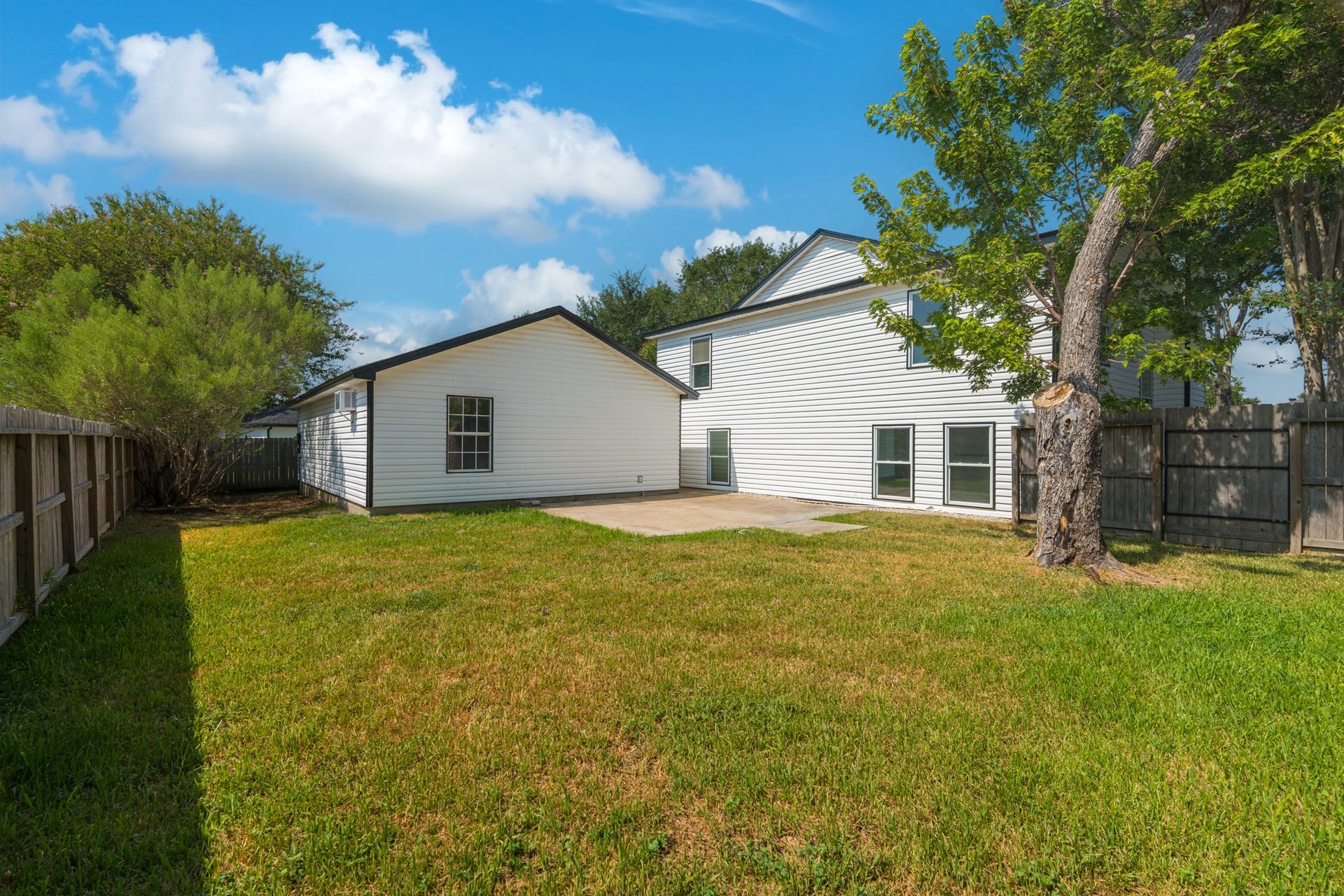 7083 Gentle Breeze Drive, Willis, TX 77318 7083 Gentle Breeze Drive, Willis, TX 77318