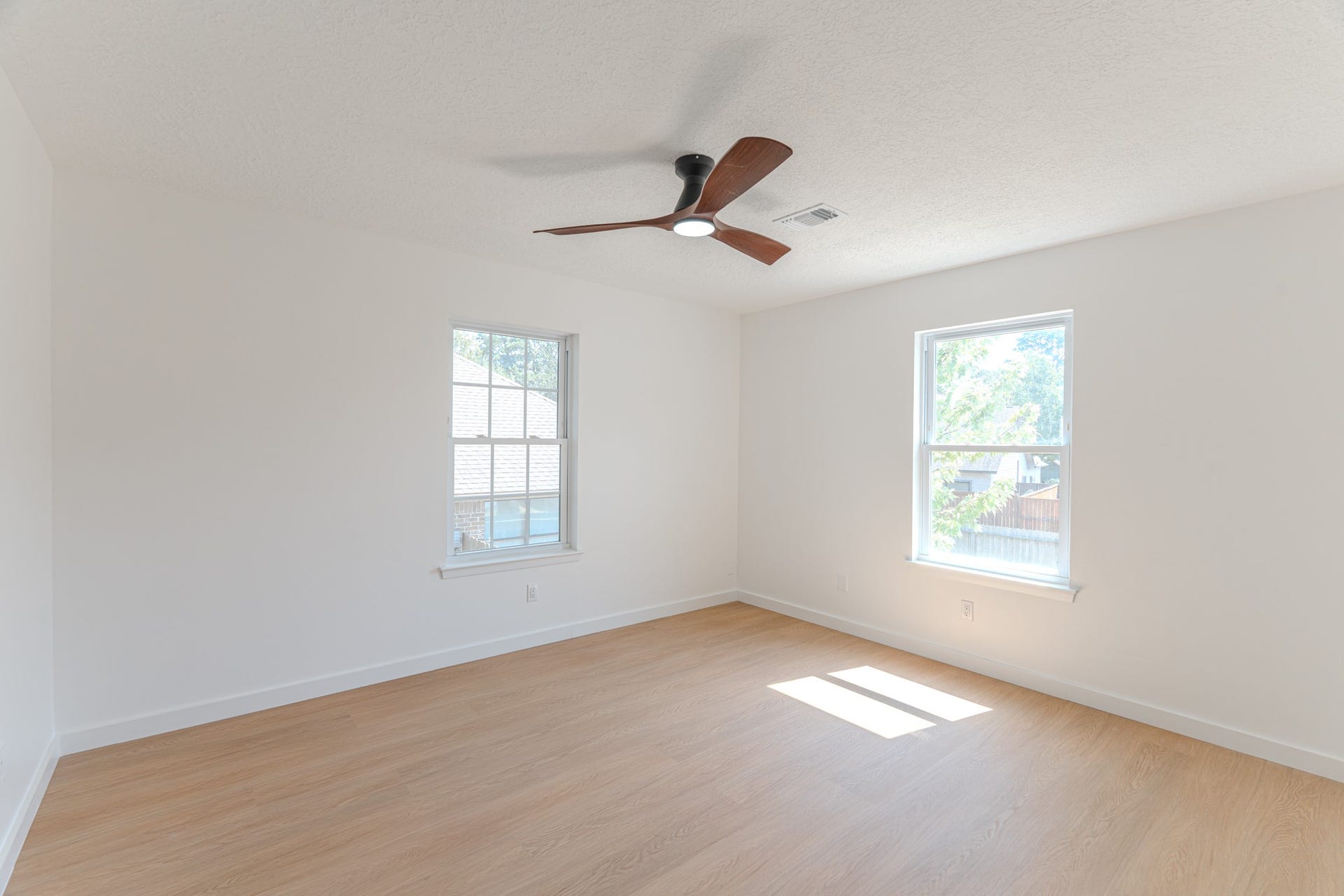 7083 Gentle Breeze Drive, Willis, TX 77318 7083 Gentle Breeze Drive, Willis, TX 77318