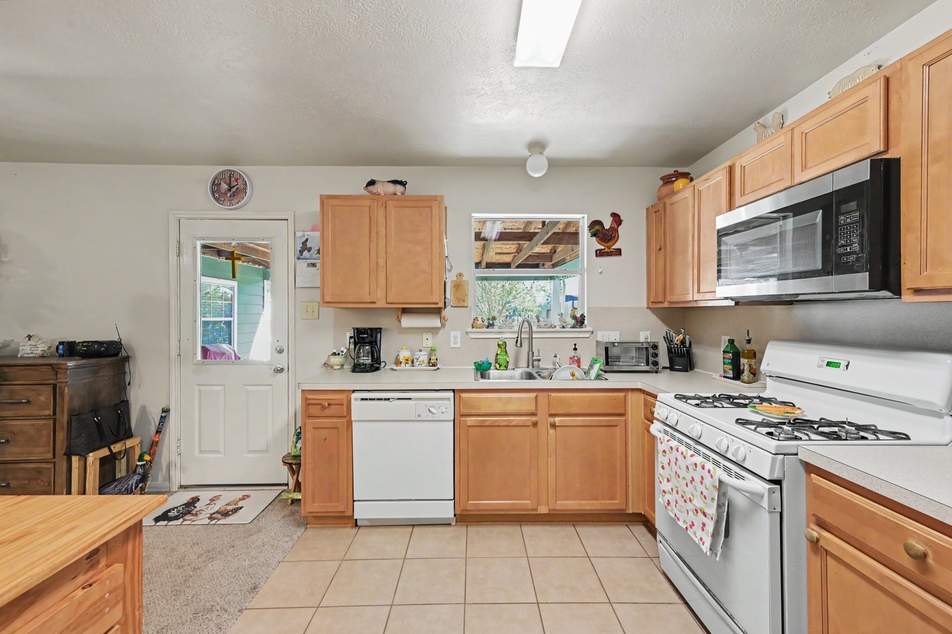 1819 Emerald Pathway Drive, Spring, TX 77388 1819 Emerald Pathway Drive, Spring, TX 77388