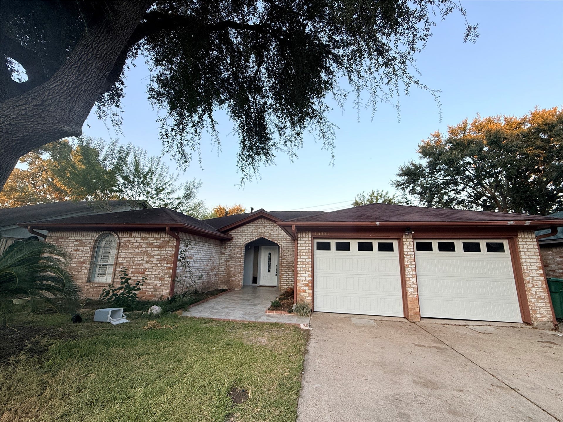 15331 Silverman Street, Houston, TX 77598 15331 Silverman Street, Houston, TX 77598