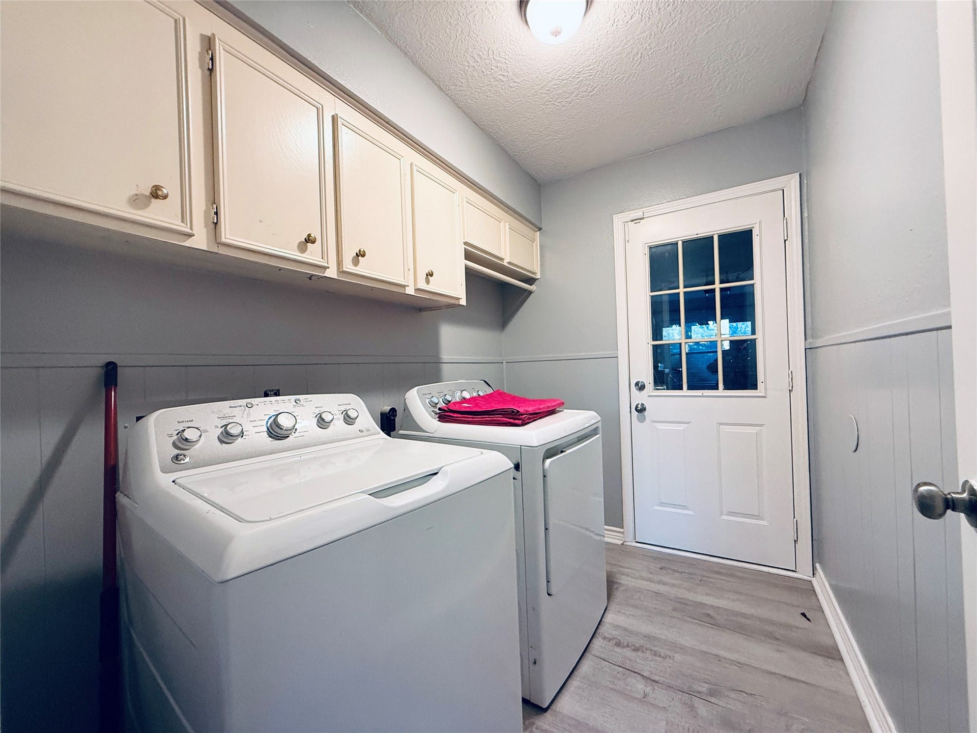 15331 Silverman Street, Houston, TX 77598 15331 Silverman Street, Houston, TX 77598