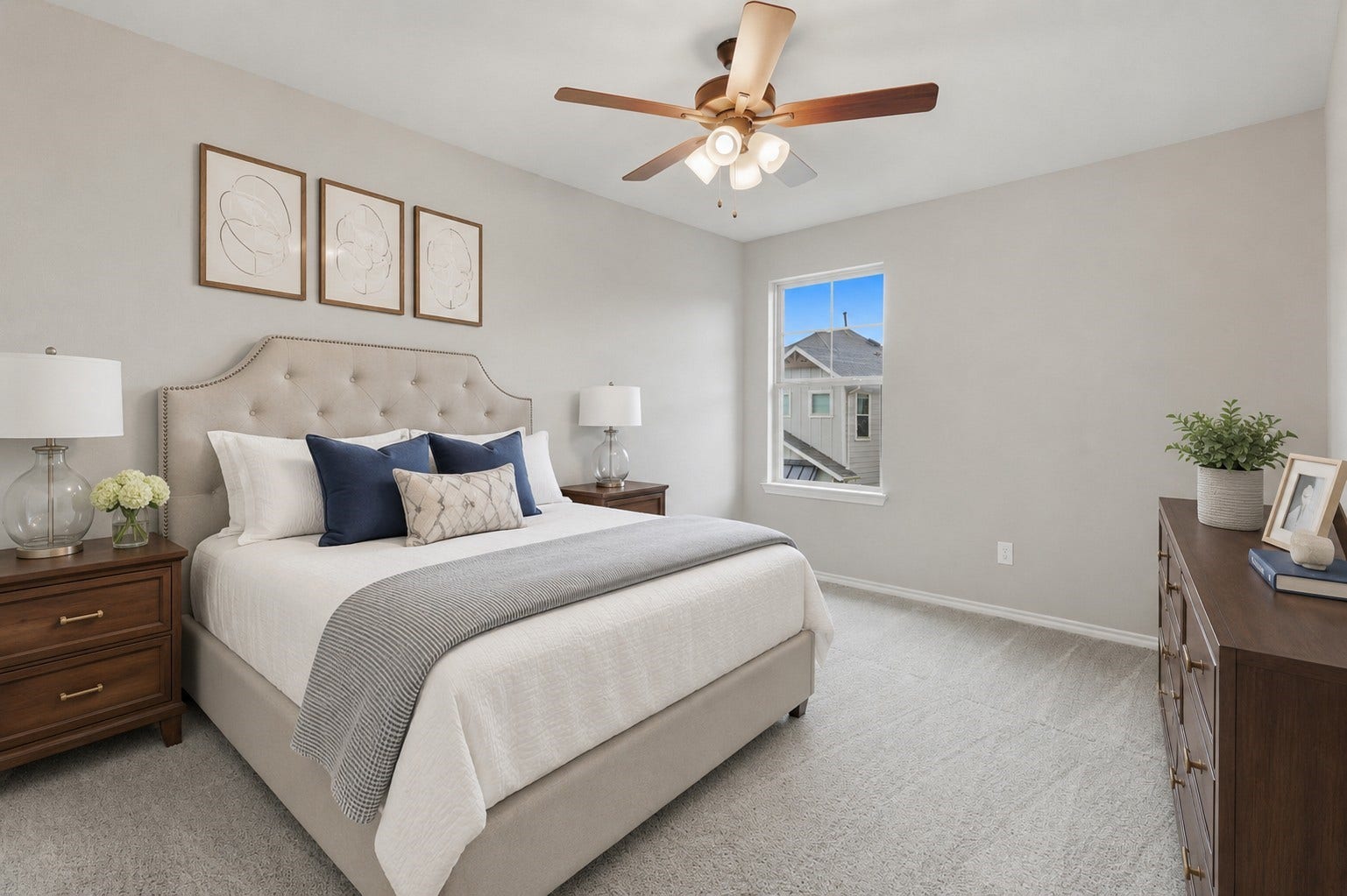 4028 Starbright Street, Houston, TX 77018 Bedroom 3.**Virtually staged