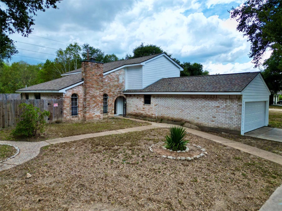 Property photo for 10203 Heather Hill Drive, Houston, TX