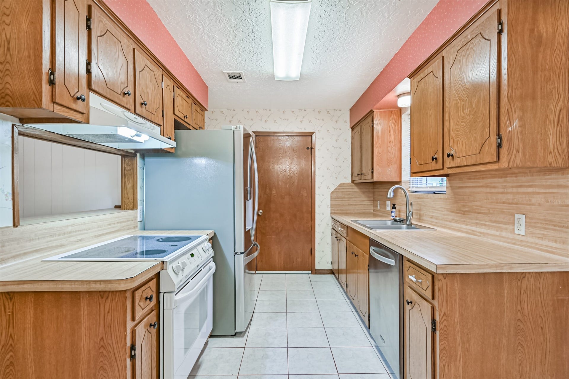 2012 Scott Street, La Marque, TX 77568 2012 Scott Street, La Marque, TX 77568