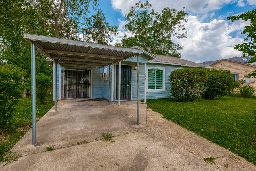 Property photo for 7621 Sundown Drive, Houston, TX