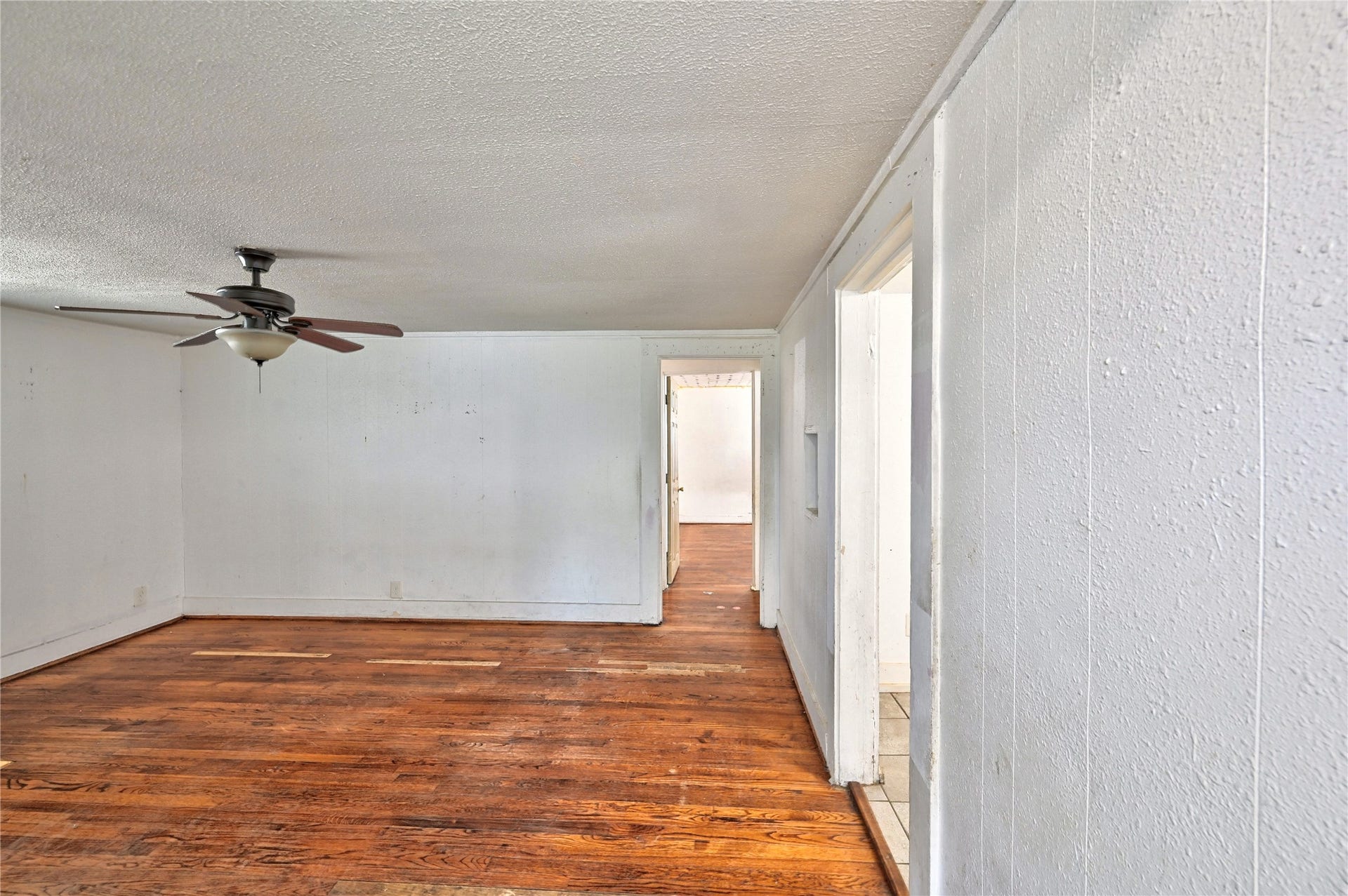 314 King Street, Houston, TX 77022 Dining area