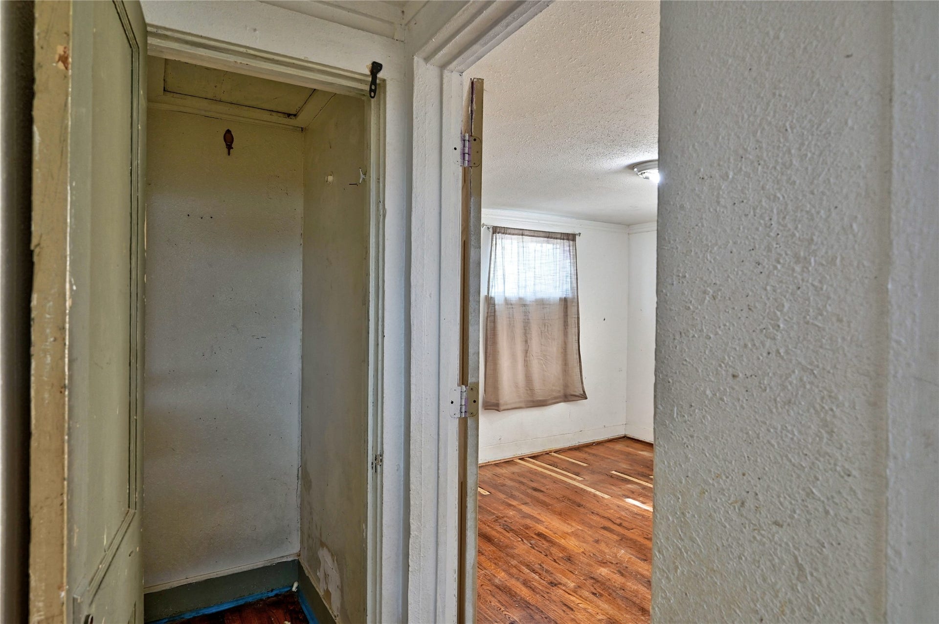 314 King Street, Houston, TX 77022 Storage closet