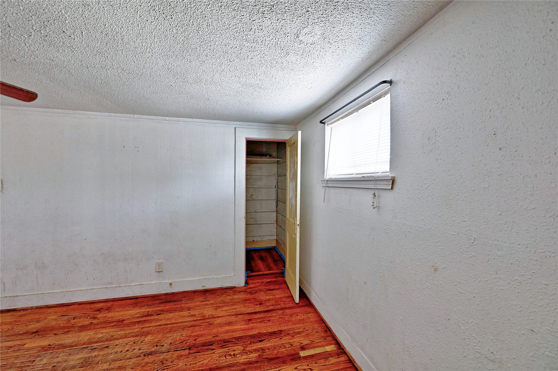 314 King Street, Houston, TX 77022 Storage closet