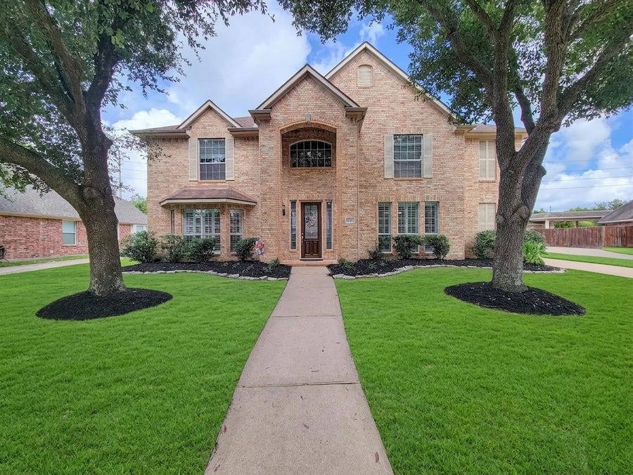 Property photo for 17715 Laguna Trail Drive, Houston, TX
