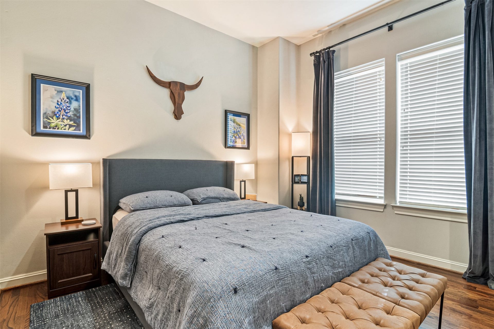 1847 Edwards Street, Houston, TX 77007 1847 Edwards Street, Houston, TX 77007
