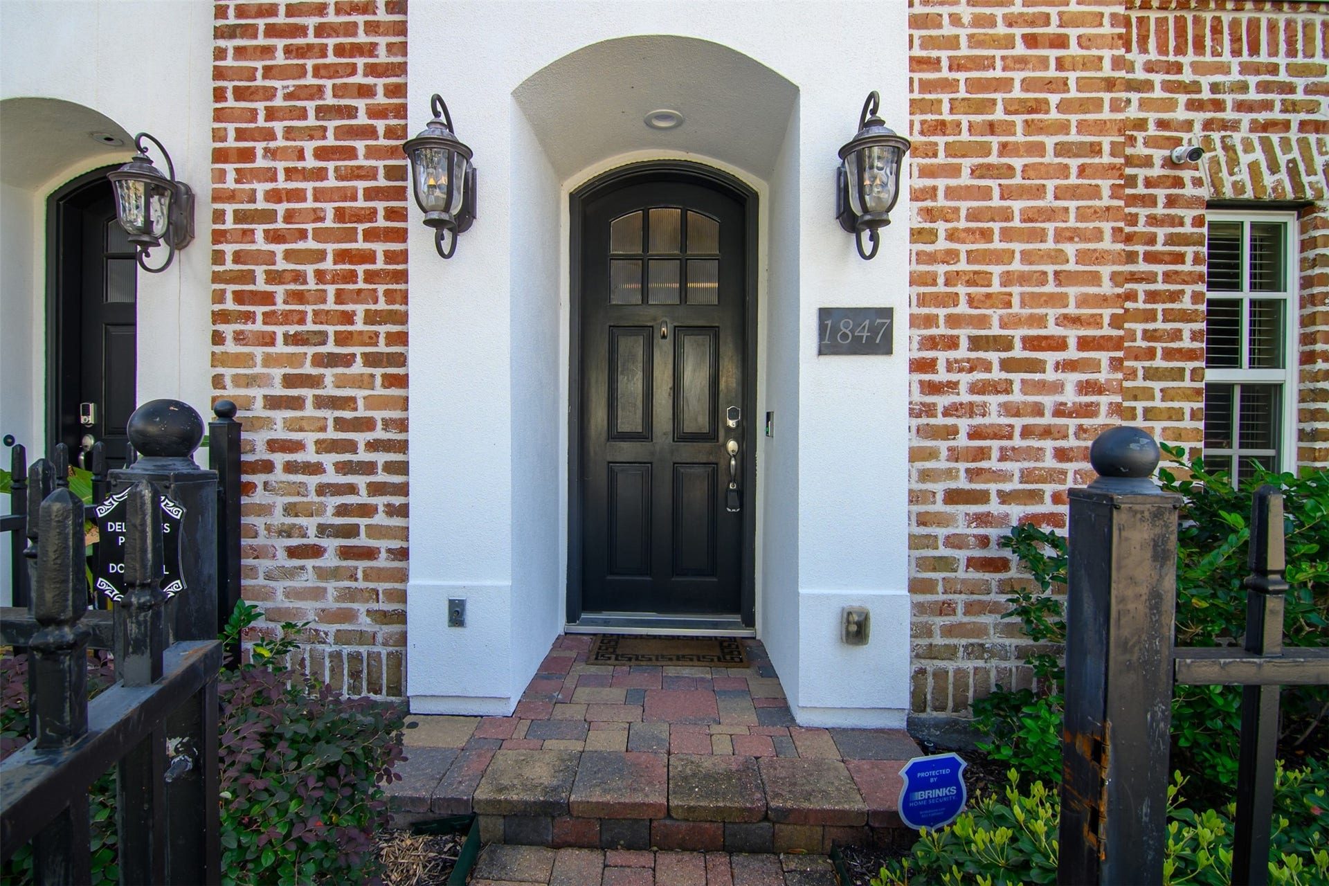 1847 Edwards Street, Houston, TX 77007 1847 Edwards Street, Houston, TX 77007