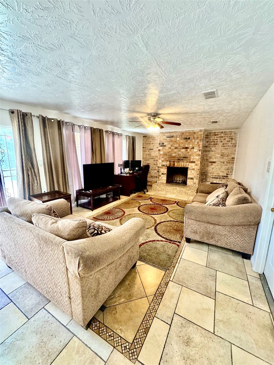 Property photo for 11306 Lovebird Lane, Houston, TX
