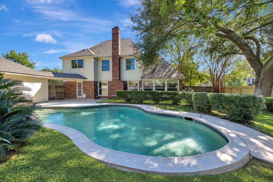 Property photo for 15403 Willow Shores Drive, Houston, TX