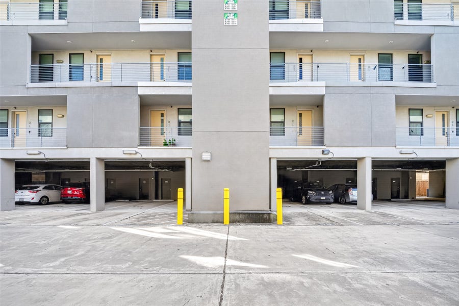 Property photo for 2401 Crawford Street, #B209, Houston, TX