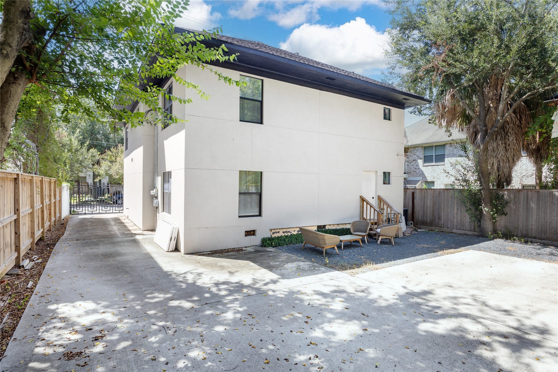 1305 Blodgett Street, Houston, TX 77004 1305 Blodgett Street, Houston, TX 77004