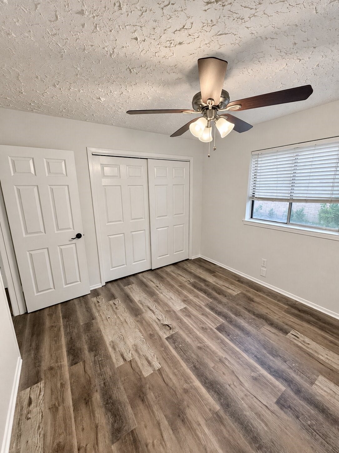 9230 Baronsmede Drive, Houston, TX 77083 9230 Baronsmede Drive, Houston, TX 77083