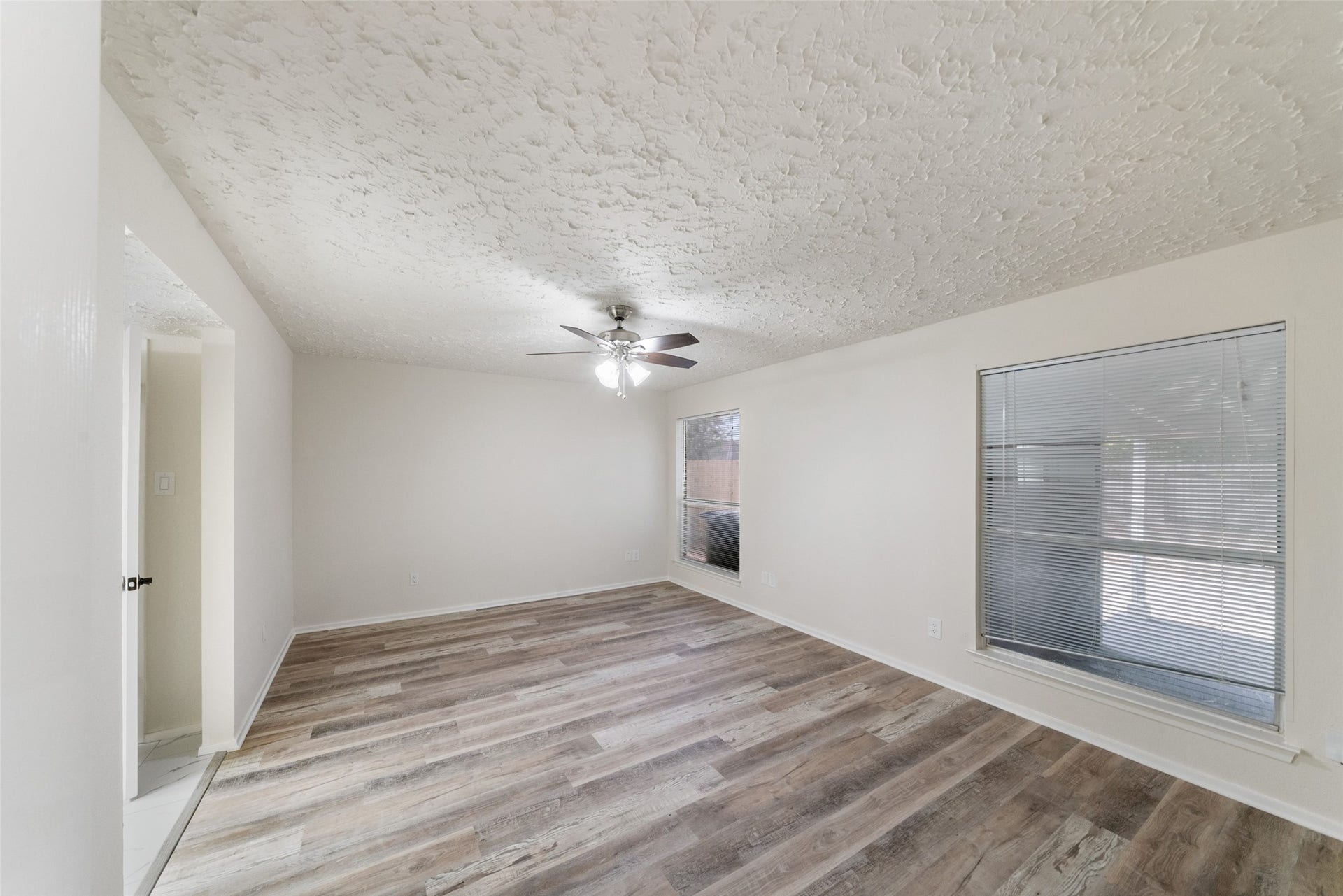 9230 Baronsmede Drive, Houston, TX 77083 9230 Baronsmede Drive, Houston, TX 77083