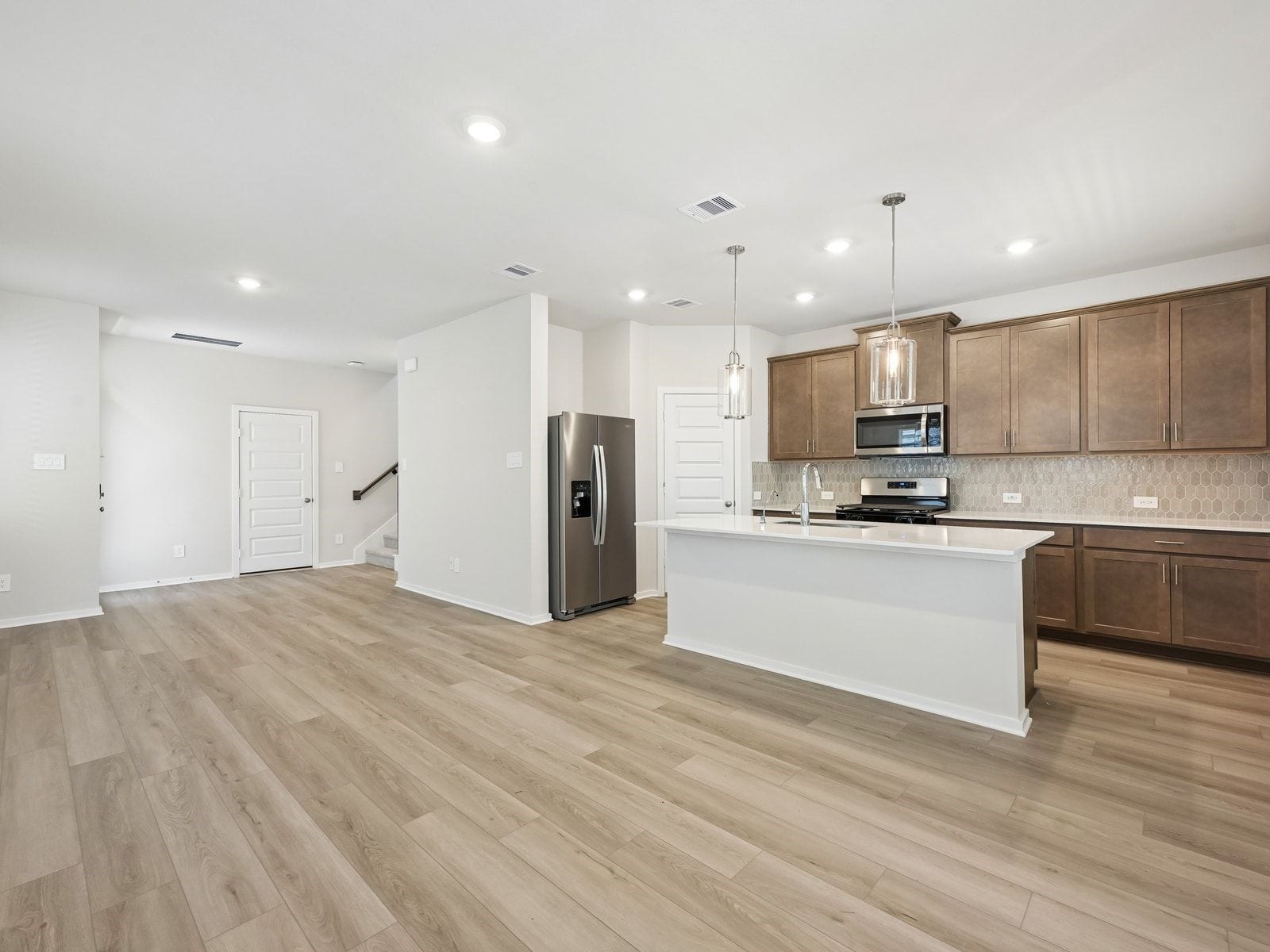 19975 Emerald Bend Way, Atascocita, TX 77346 19975 Emerald Bend Way, Atascocita, TX 77346