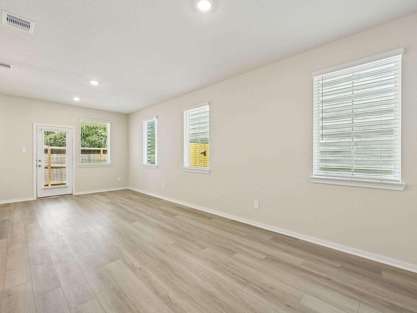 19975 Emerald Bend Way, Atascocita, TX 77346 19975 Emerald Bend Way, Atascocita, TX 77346