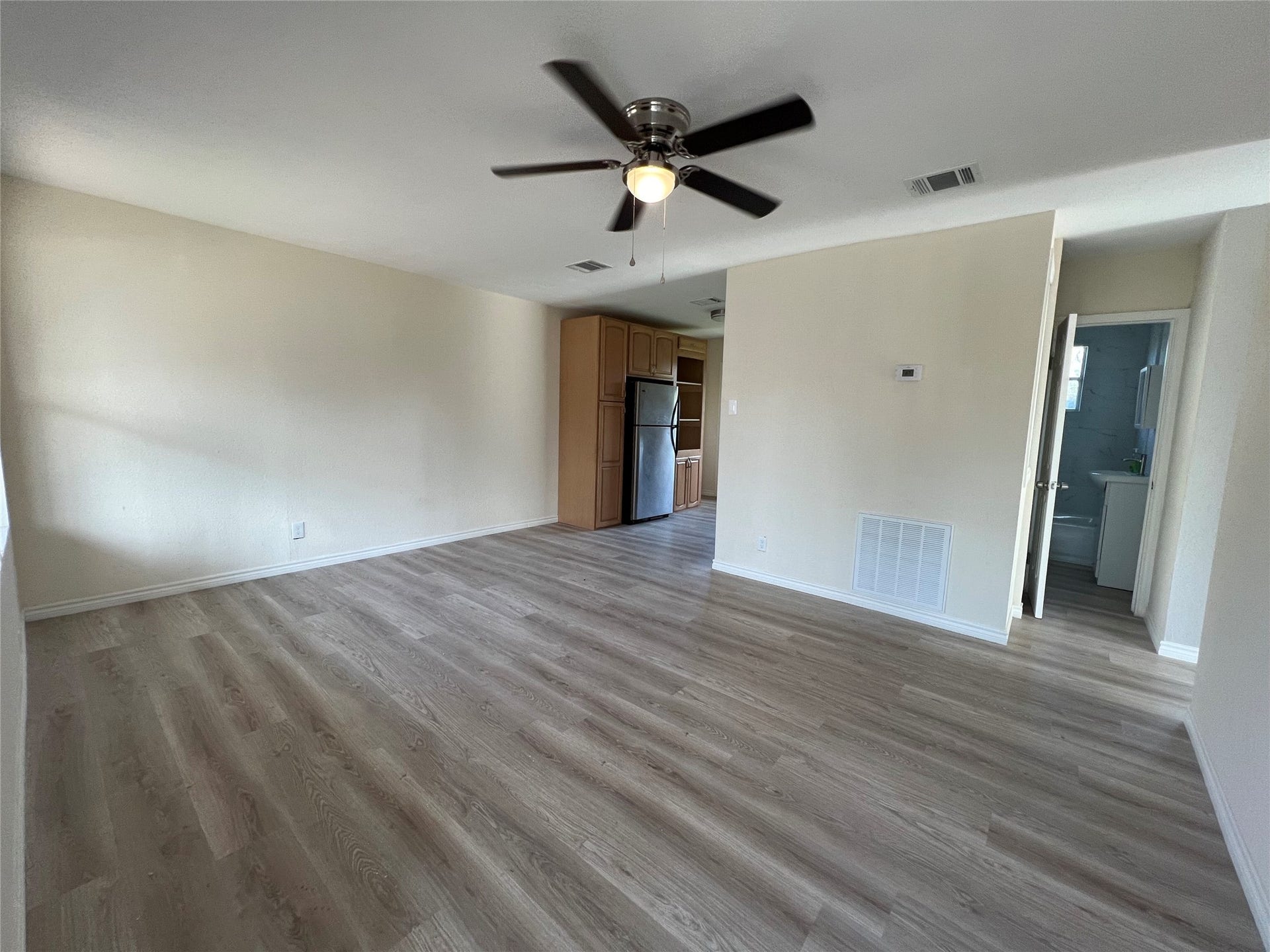 1324 W 10th Street, Freeport, TX 77541 1324 W 10th Street, Freeport, TX 77541