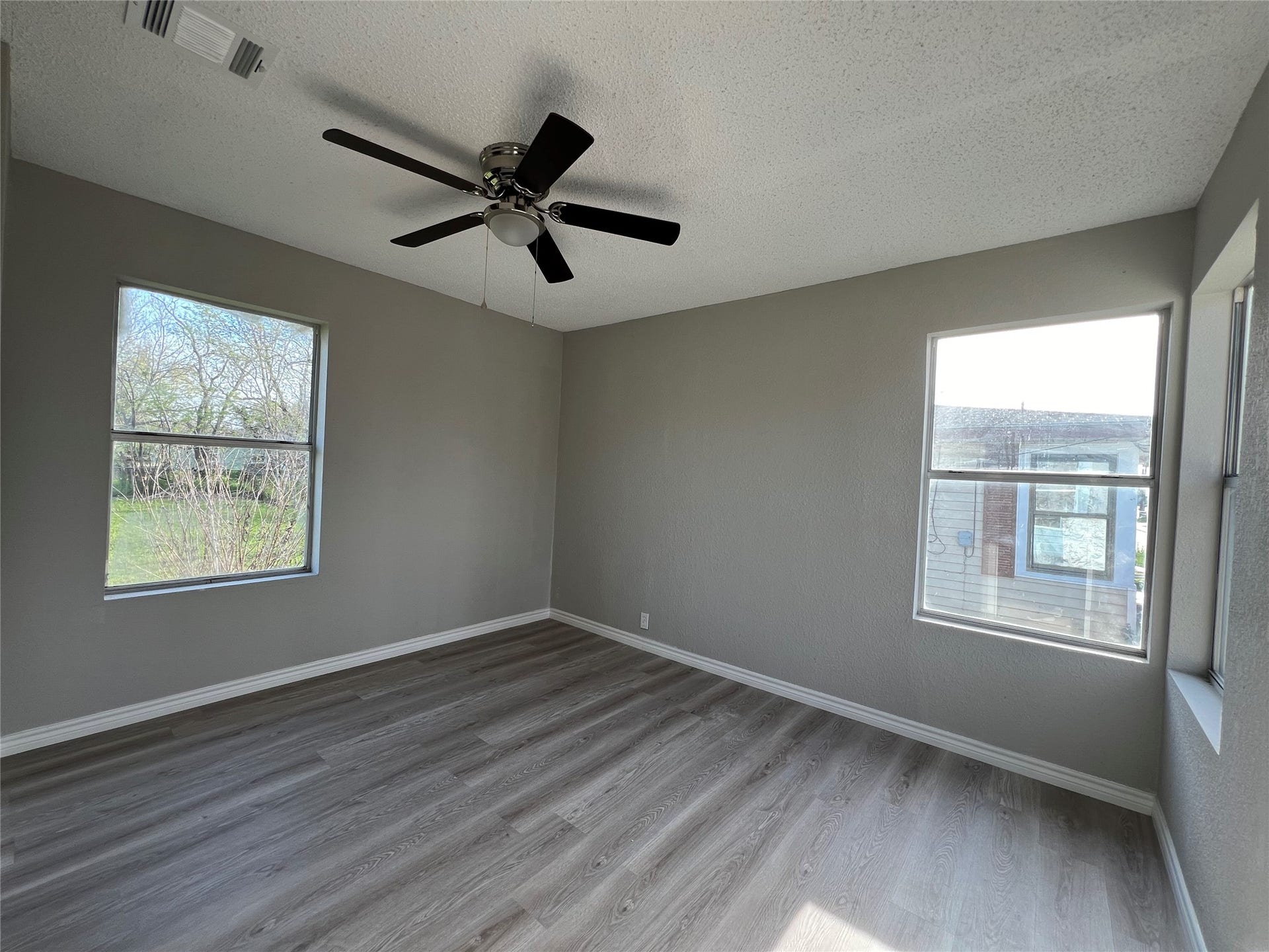 1324 W 10th Street, Freeport, TX 77541 1324 W 10th Street, Freeport, TX 77541