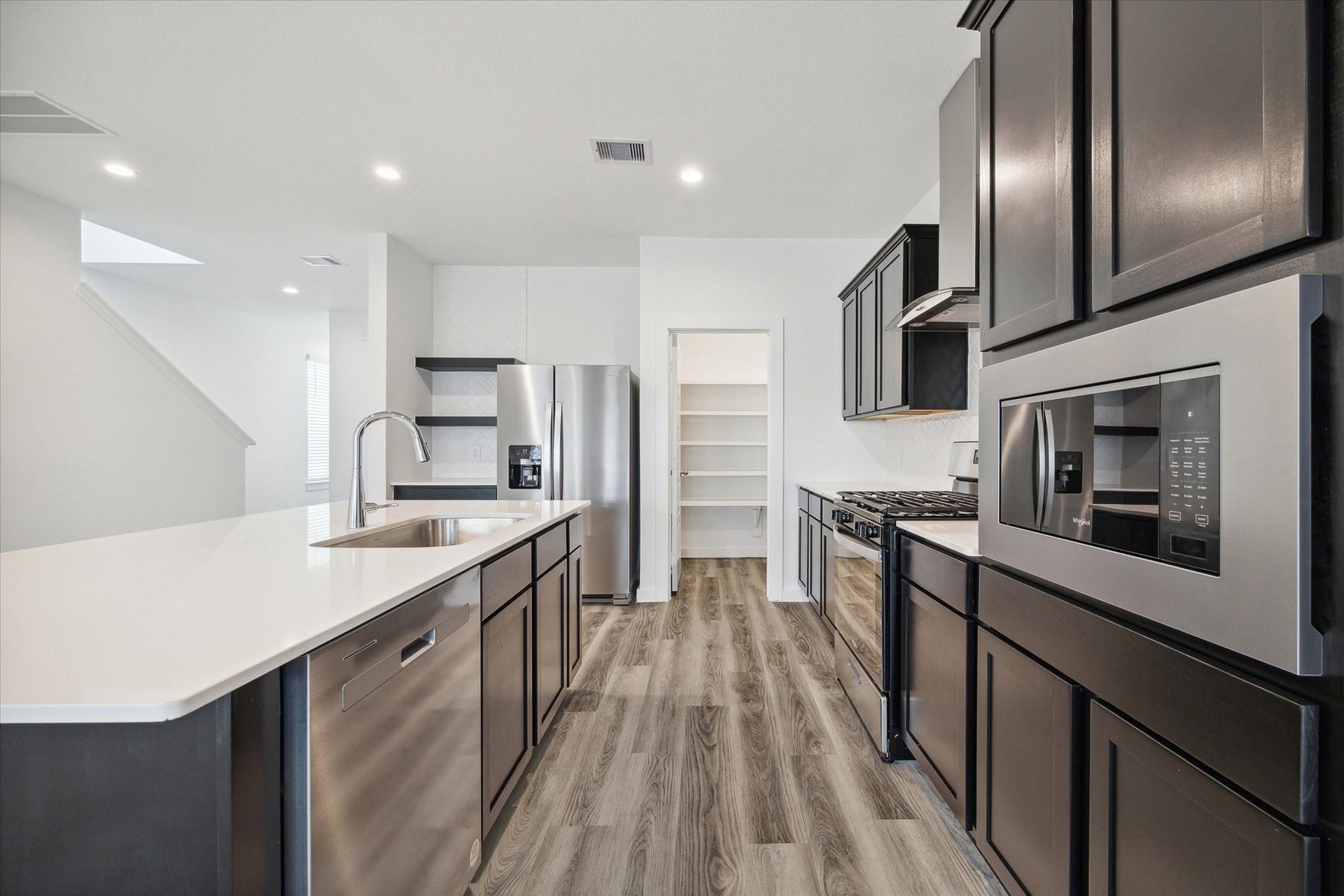 12322 Brandenburg Gate Drive, Houston, TX 77047 12322 Brandenburg Gate Drive, Houston, TX 77047