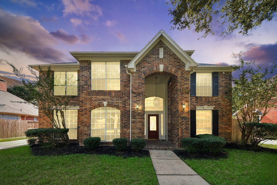 Property photo for 1335 Crescent Parkway Court, Houston, TX