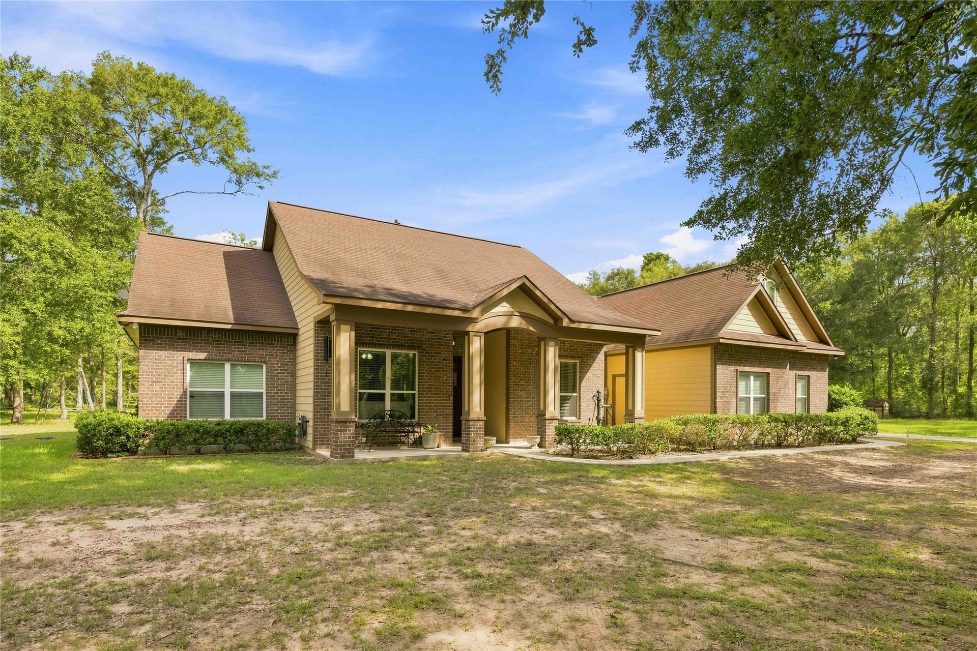 21015 Angus Drive, Cleveland, TX 77328 21015 Angus Drive, Cleveland, TX 77328