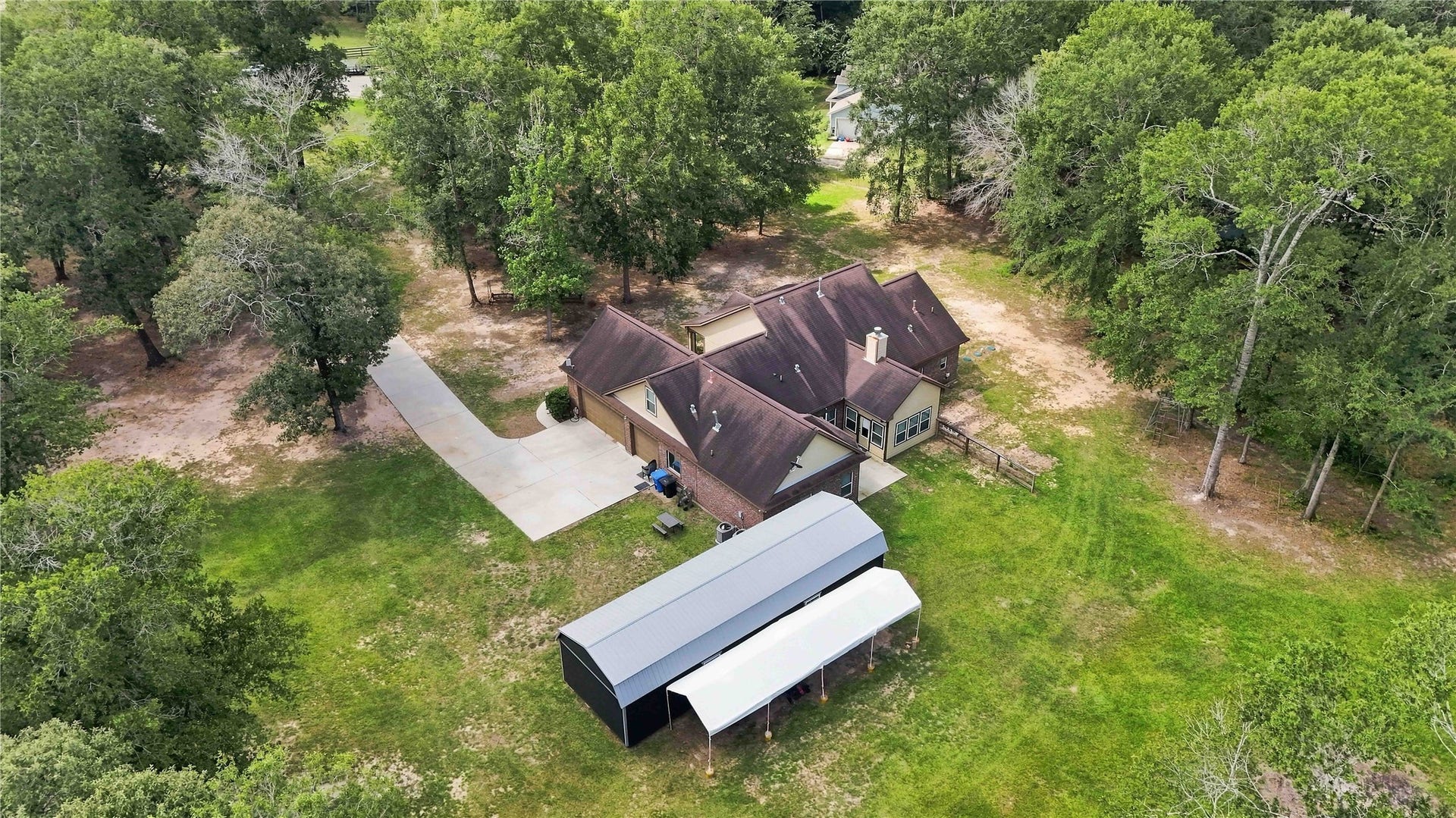 21015 Angus Drive, Cleveland, TX 77328 21015 Angus Drive, Cleveland, TX 77328